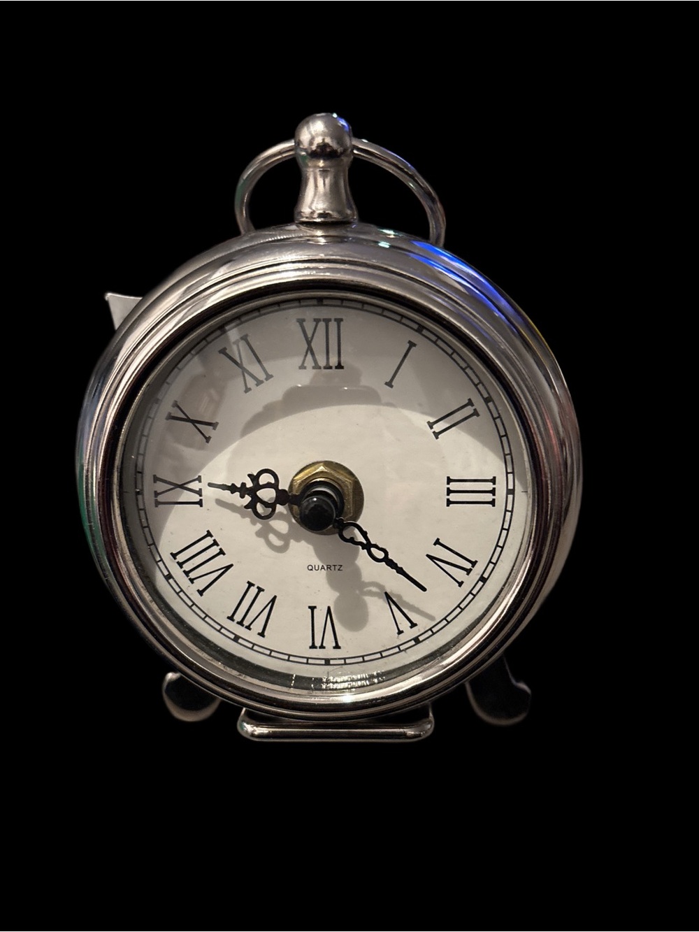 Vintage-Style Silver Mantle Clock - Quartz Roman Numerals